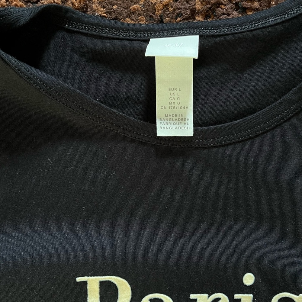 H&M tshirt - Picture 2 of 2